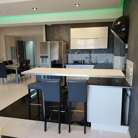 Apartment Spacieux Moderne *